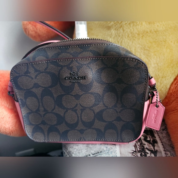 Authentic "Coach" - Picture 2 of 4